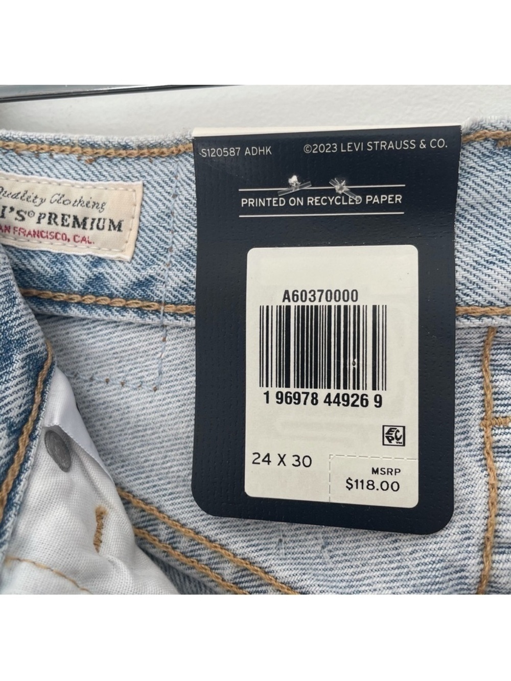 New LEVI’S Light Wash Patchwork Straight Leg Jeans - Picture 9 of 11